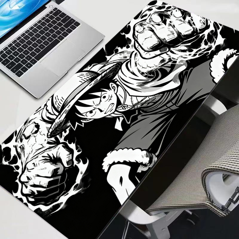 Keyboard Gaming Black - لوحة ماوس باللونين الأبيض والأسود قطعة