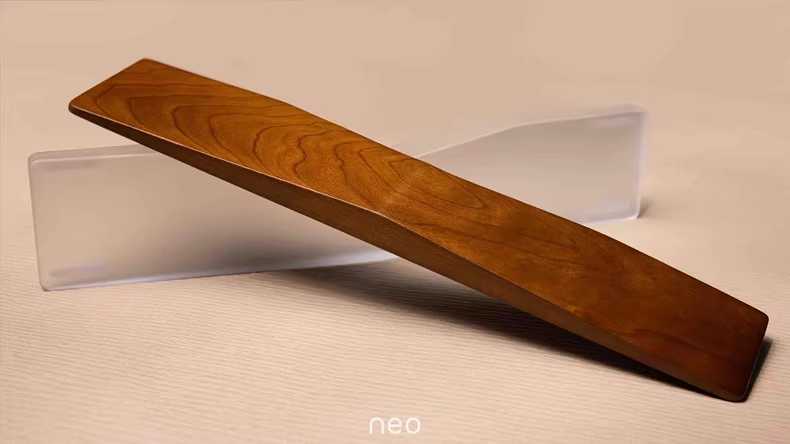 Wrist Rest Wood - مسند معصم من الأكريليك الخشبي المخصص