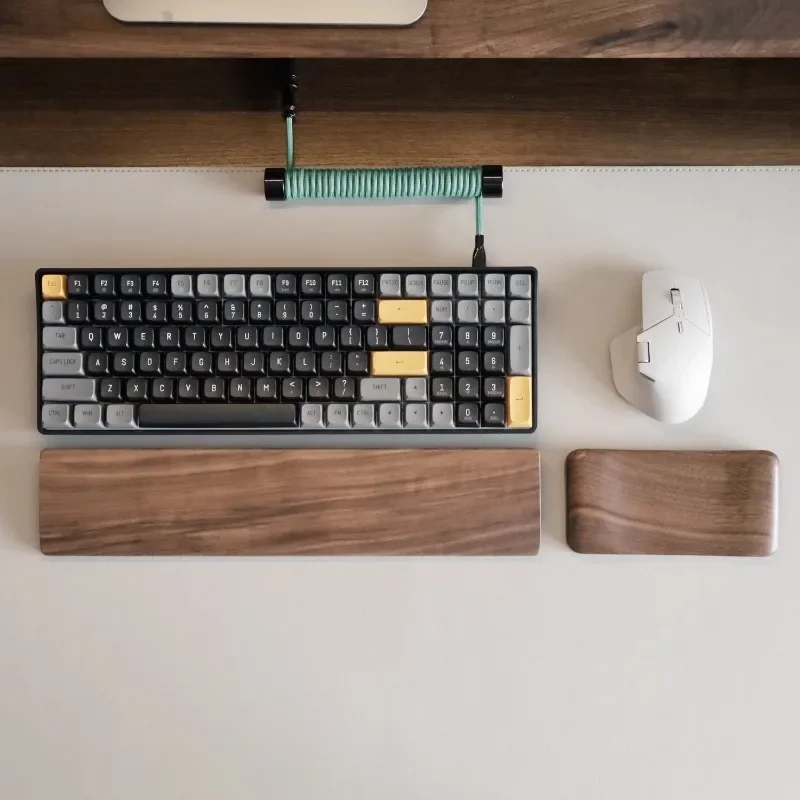 نخيل معصم خشب الجوز للوحة المف - مراجعة Wrist Rest Wood وسعره